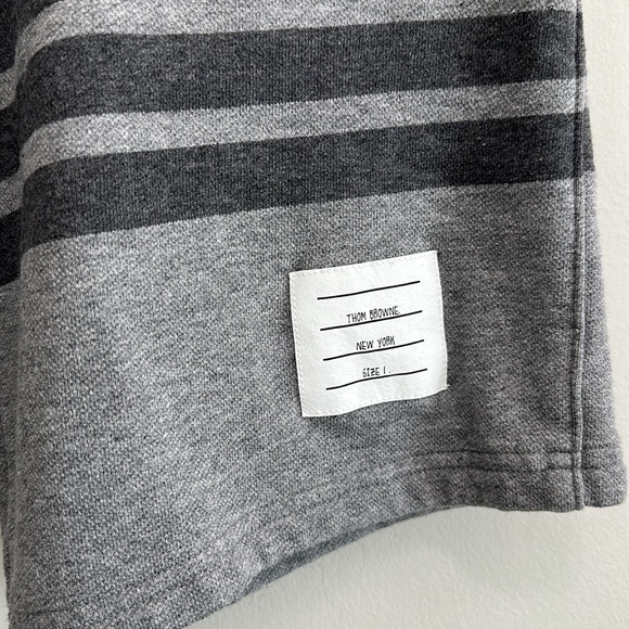 THOM BROWNE MEDIUM GREY COTTON LOOPBACK TONAL 4-BAR SWEAT SHORTS - Picture 6 of 16